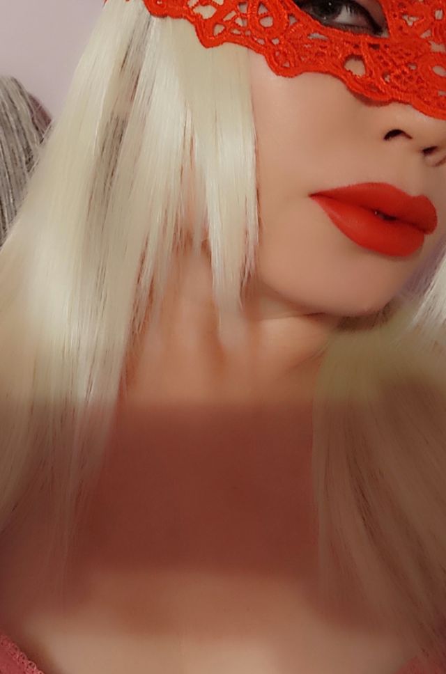 Индивидуалка Вирт ватсап 1К Промышленный Фотография 